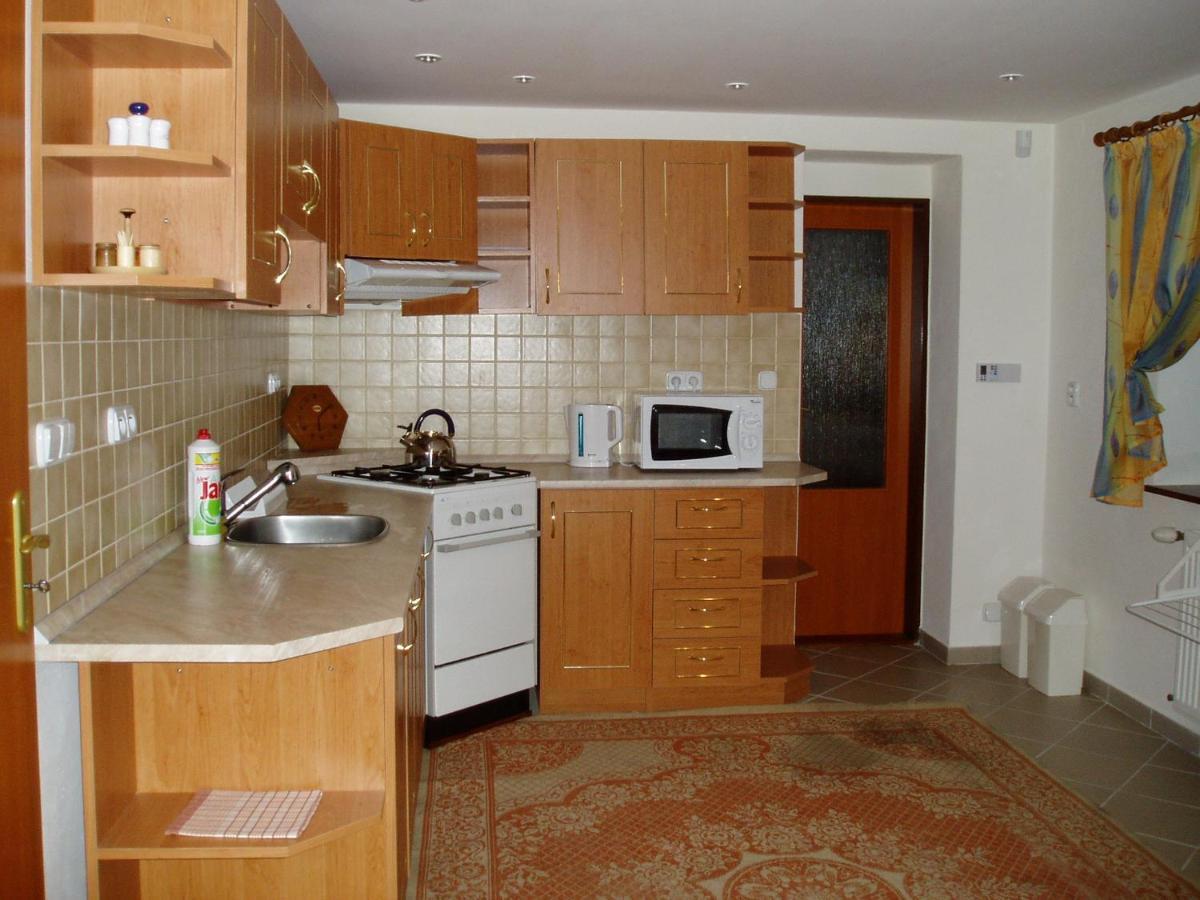 Guest House Boba Štrba Екстериор снимка