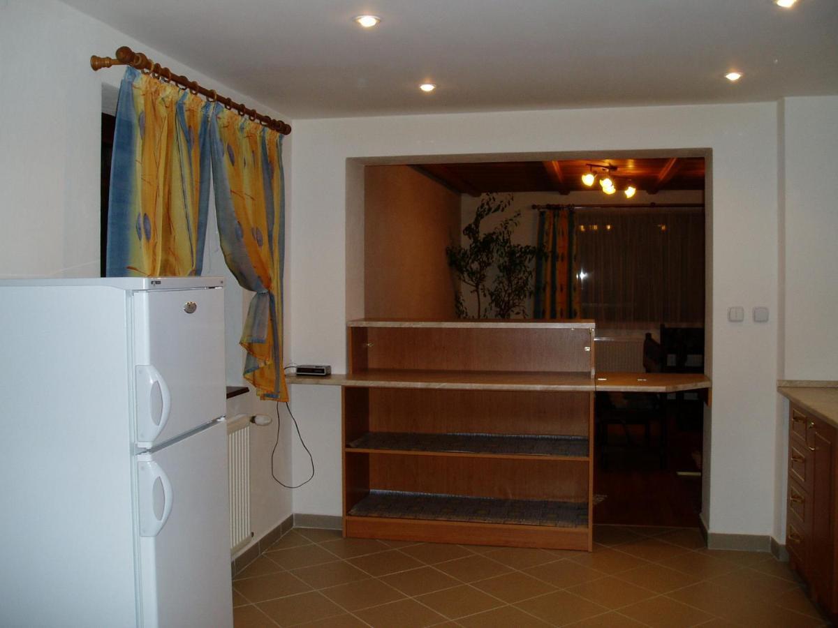 Guest House Boba Štrba Екстериор снимка