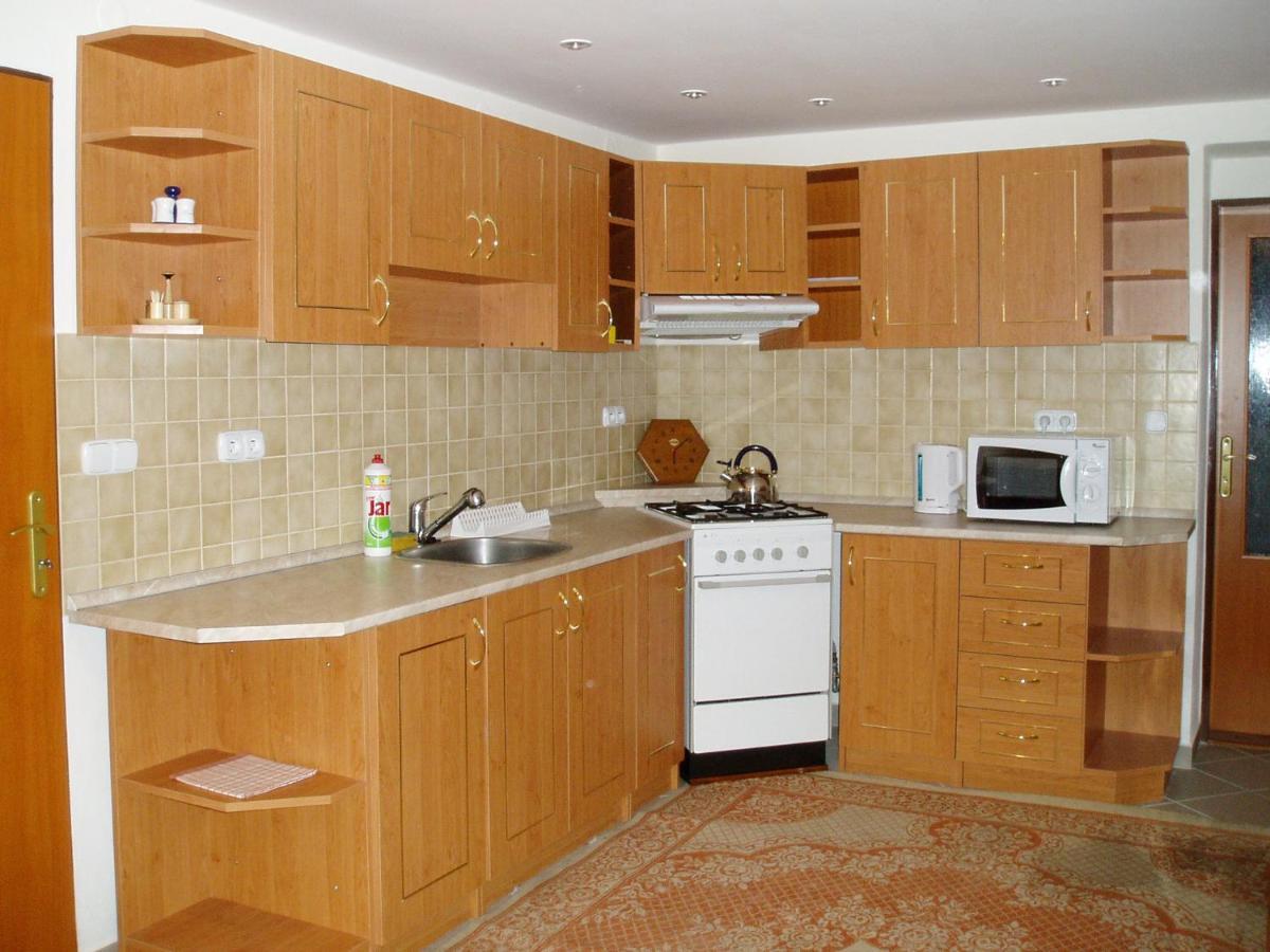 Guest House Boba Štrba Екстериор снимка